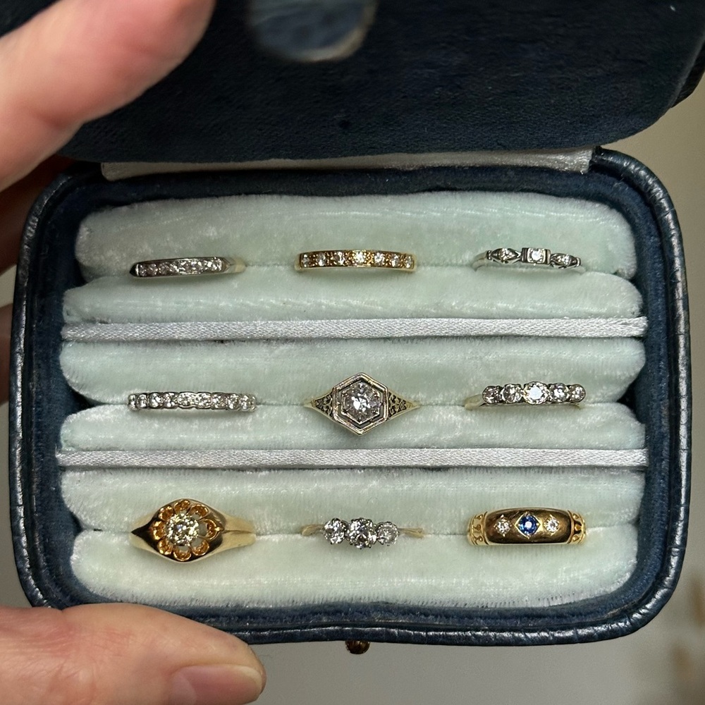 Antique 18K Gold Diamond Rings - Picture 10 of 11